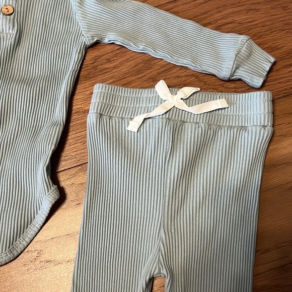 12-18 months gray/blue baby girl outfit - Picture 2 of 5